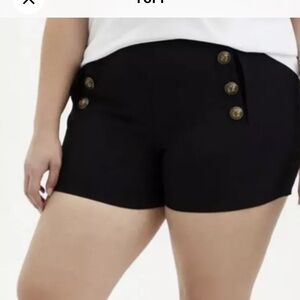 Black Button High Rise Short Torrid Size  16 Pinup Retro